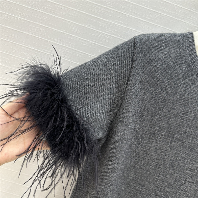 Va1e*ntin0 feather-trim knitted jumper grey