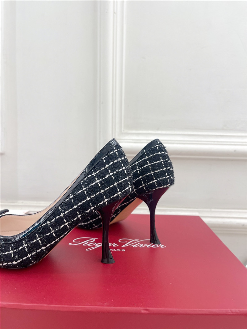 Roger Vivier Viv’ in The City Pumps 65mm in Black Tweed