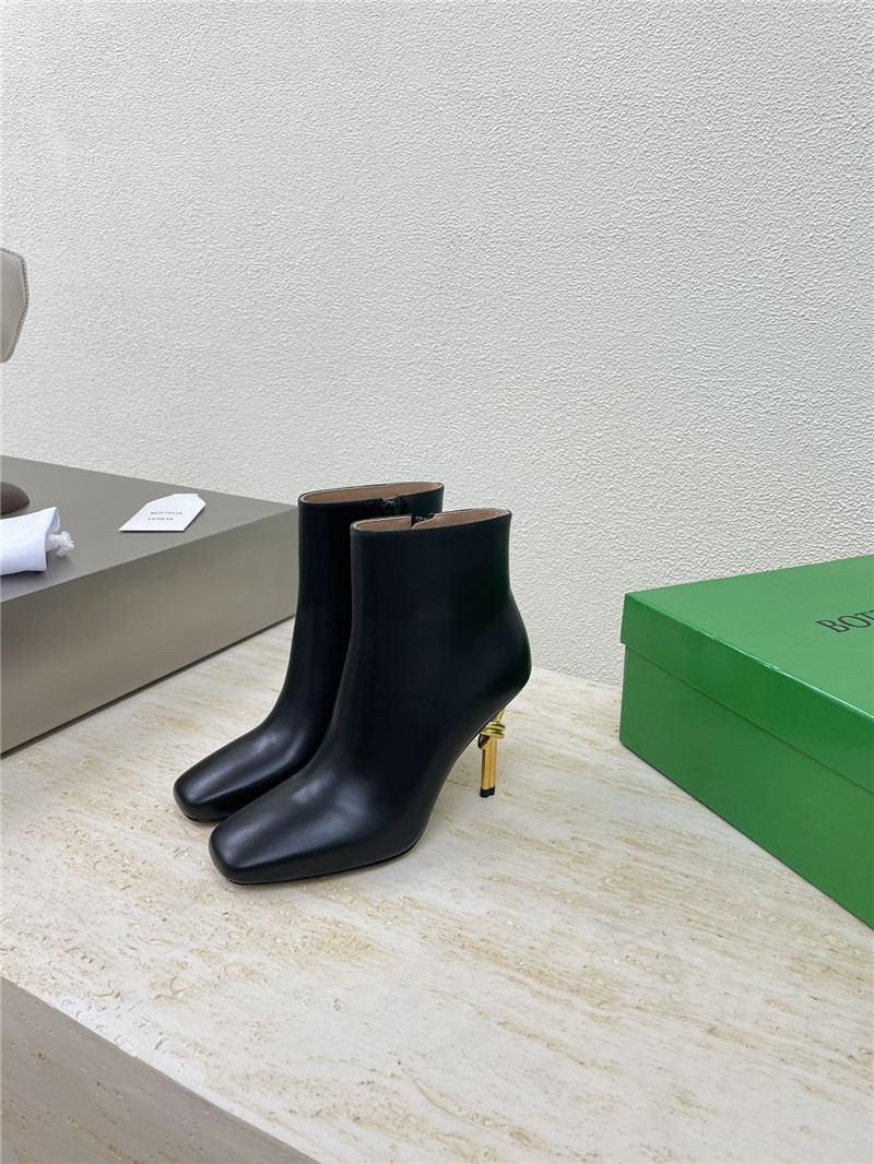 b0tt*ga Ven*ta 90mm sculpted heel ankle boots