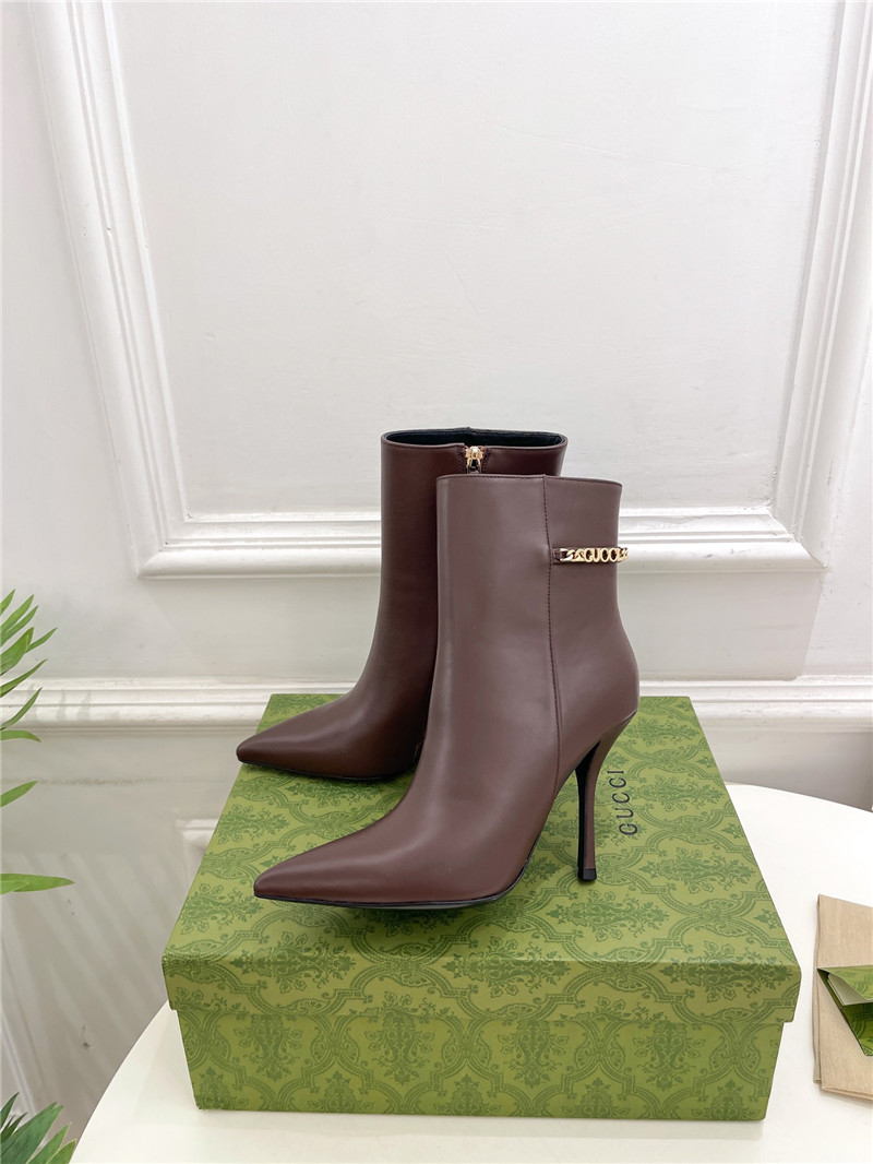 Gvc*1 women’s signoria ankle boots in brown