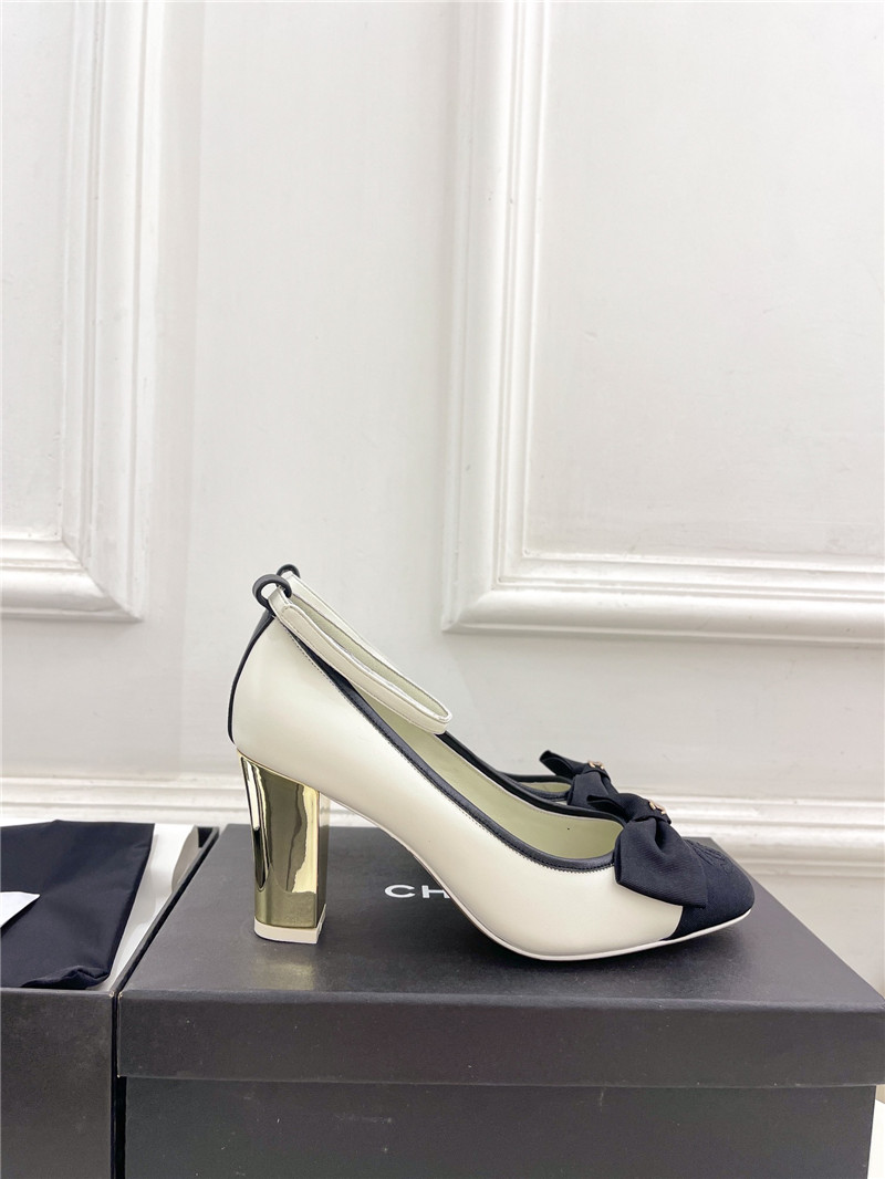 Ch**el bow mary jane heel pumps in white calfskin