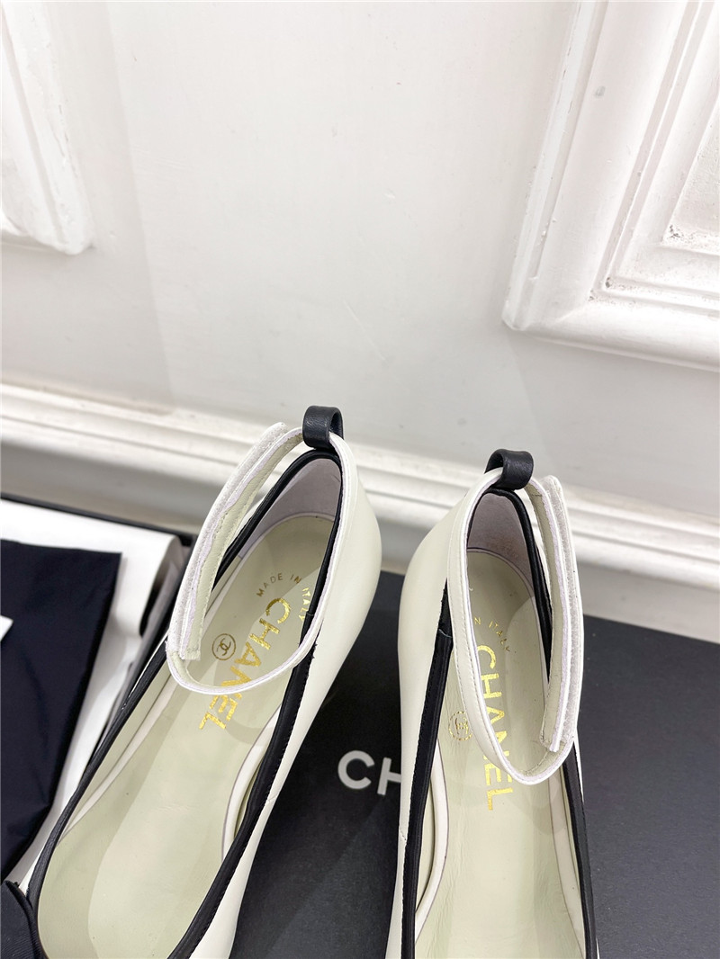 Ch**el bow mary jane heel pumps in white calfskin