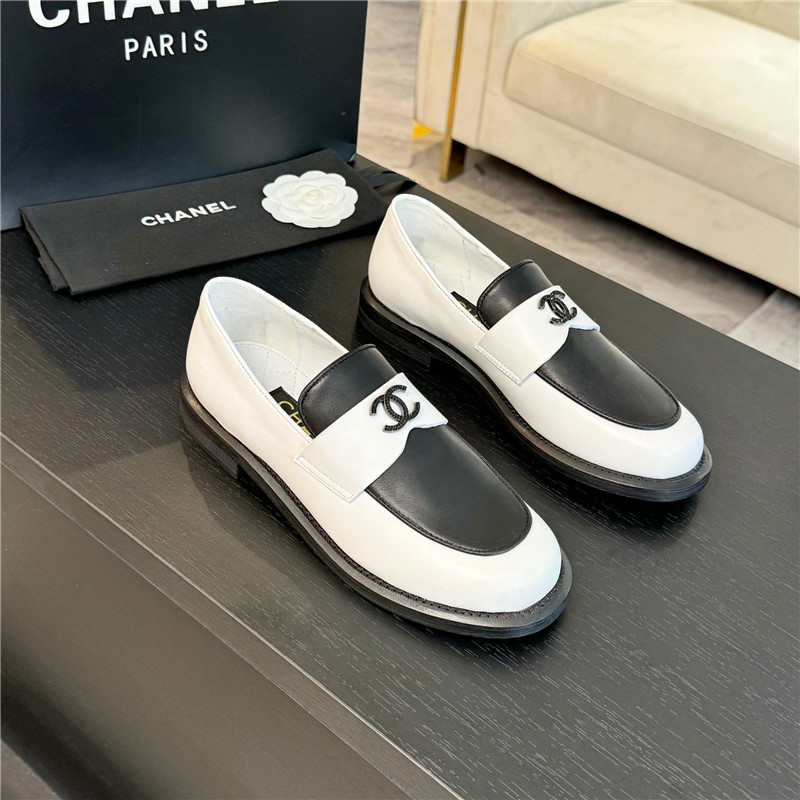 Ch**el white/black shiny lambskin moccasins loafers