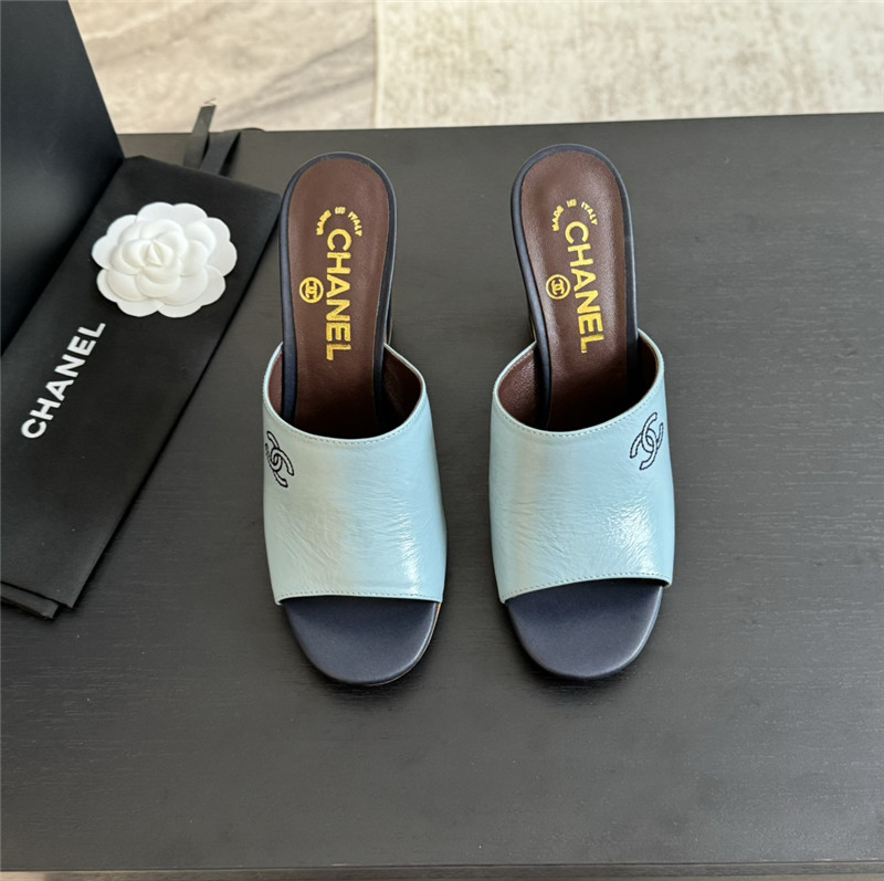 Ch**el blue pattern chunky heel mule sandals