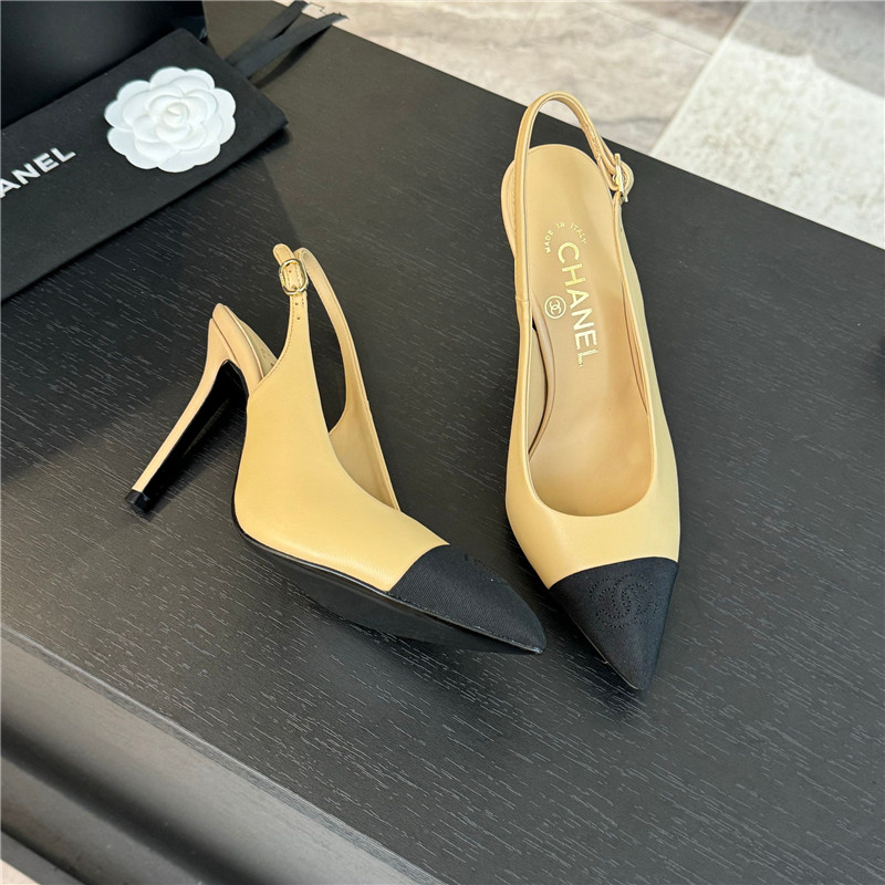 Ch**el pointed heel slingbacks in beige/black calfskin