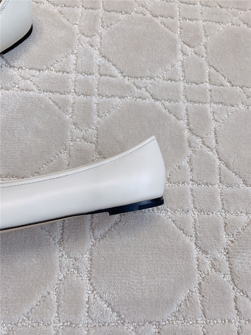 J1m*y Ch00 elme flats in latte nappa leather