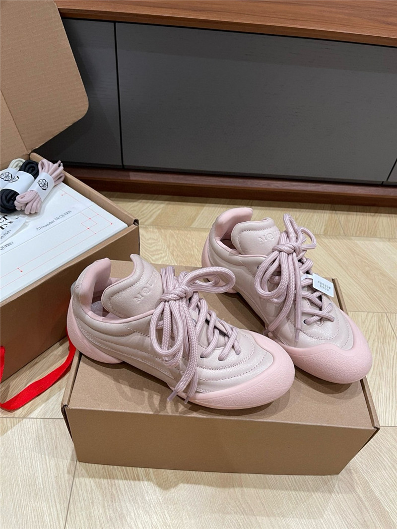 a1exa*der Mcqv*en flexion sneakers pink