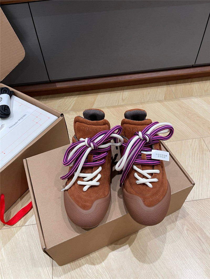 a1exa*der Mcqv*en flexion lace-up sneakers