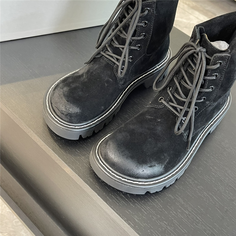 L0ew* sierra combat ankle boot in suede