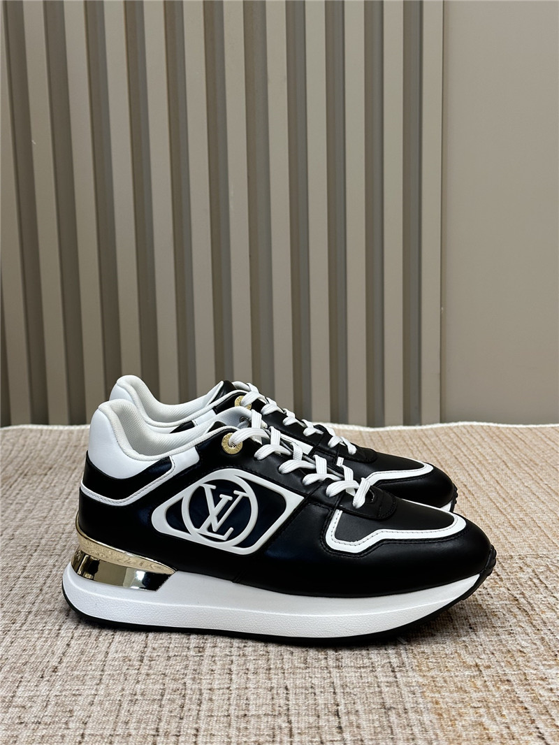 l0vis Vvtt0n neo run away sneakers black