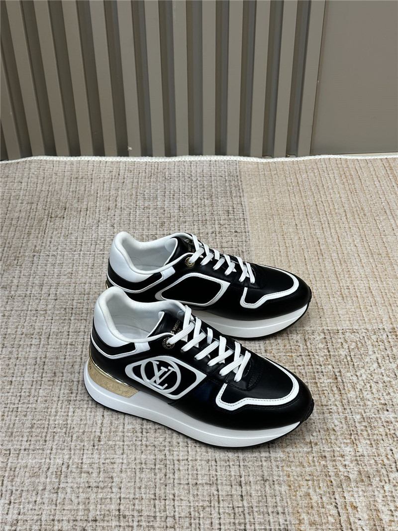 l0vis Vvtt0n neo run away sneakers black