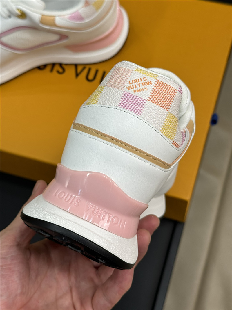 l0vis Vvtt0n run away sneakers