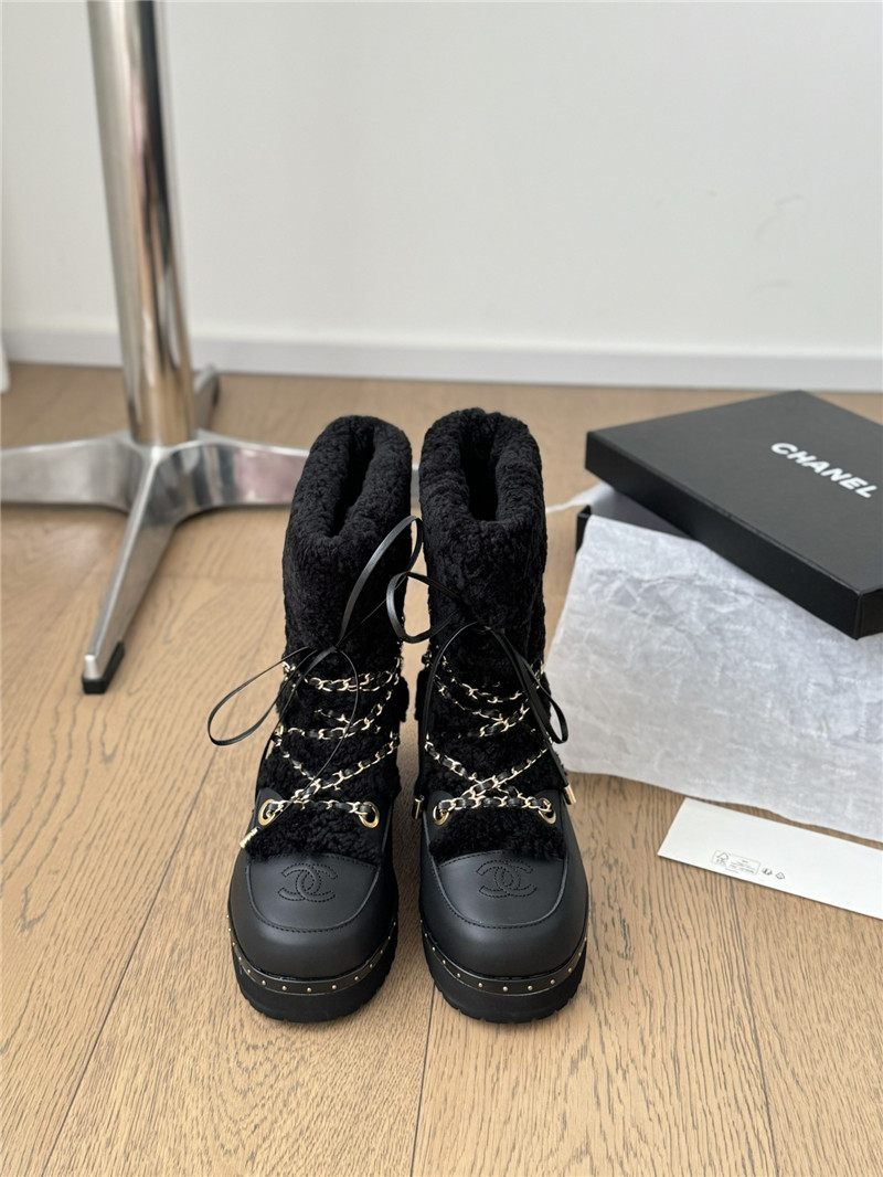 Ch**el black calfskin wool snow boots