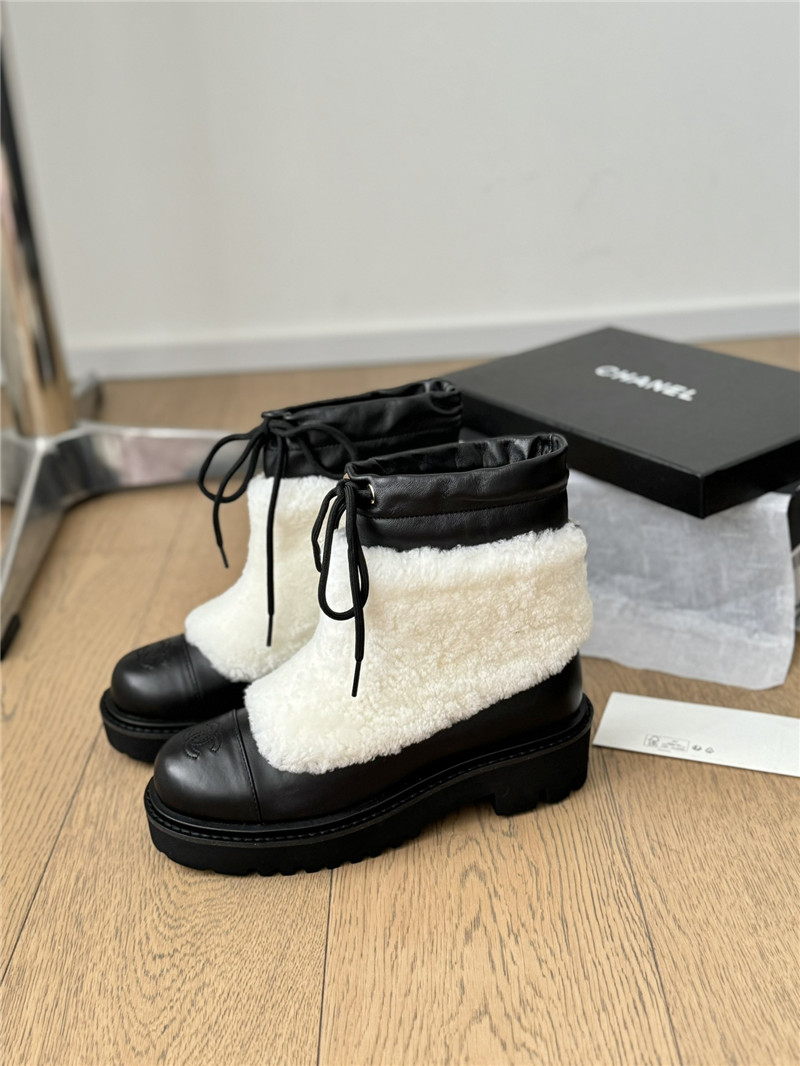 Ch**el wool ankle boots