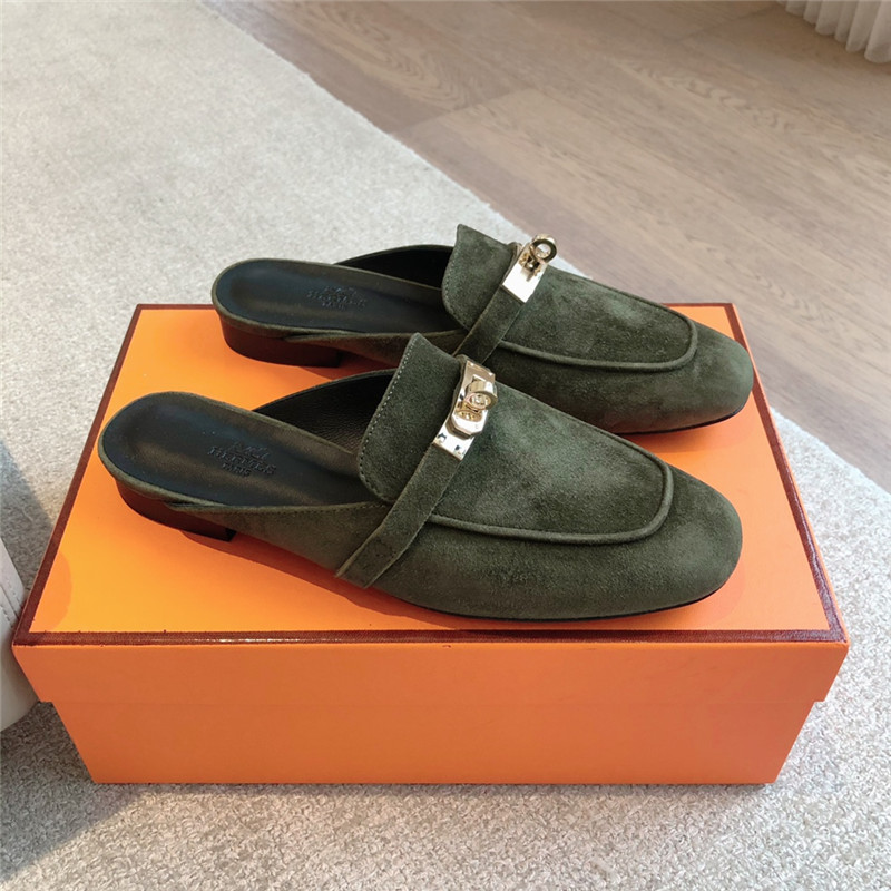 H**me5 kelly buckle oz mule in vert forêt suede