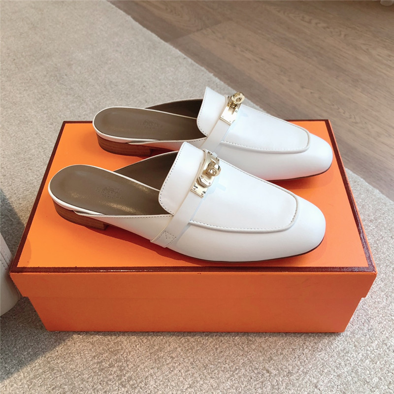 H**me5 kelly buckle oz mule in white calfskin