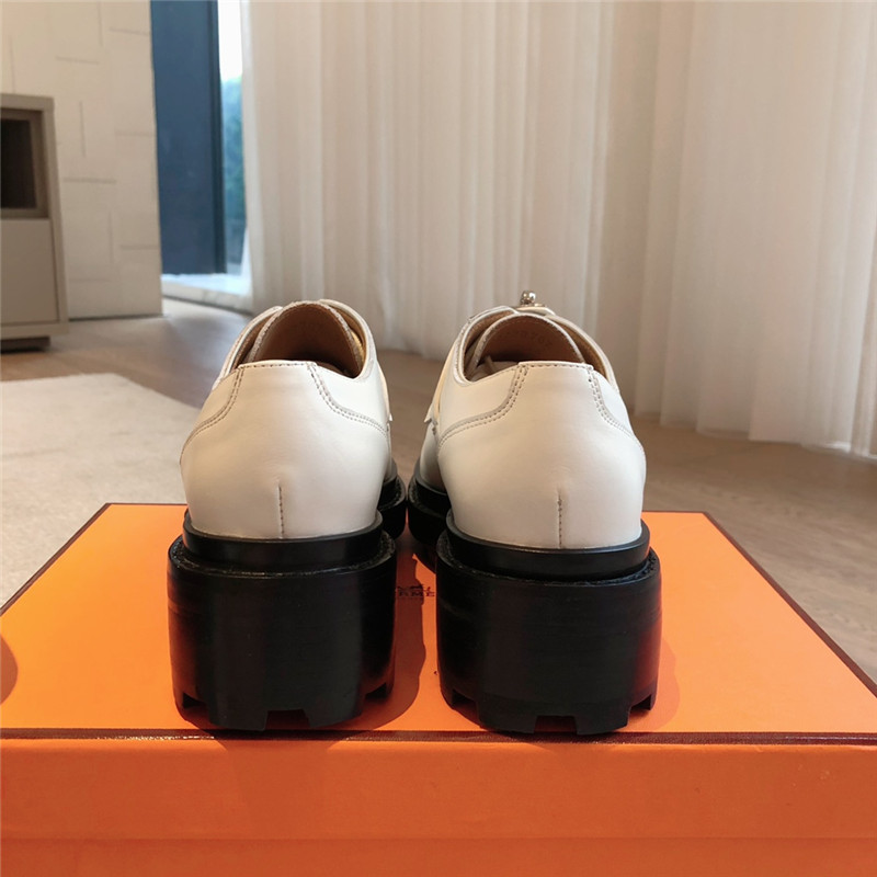 H**me5 first derby shoe in natural calfskin