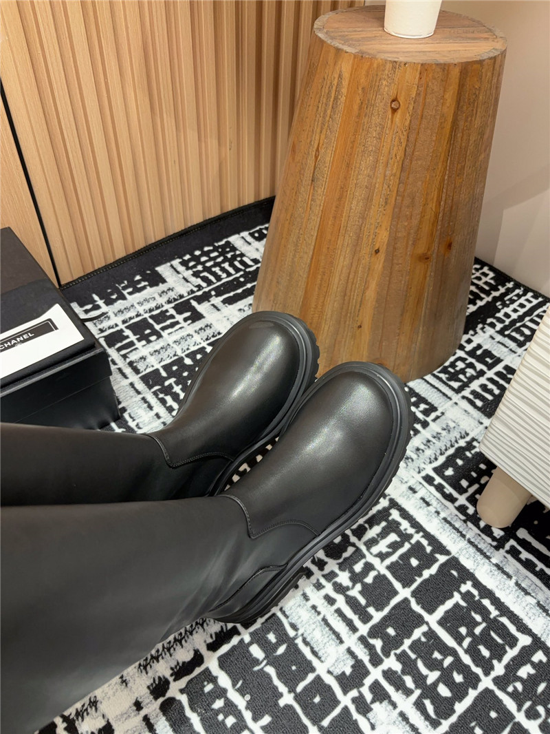 Ch**el calfskin keen high boots