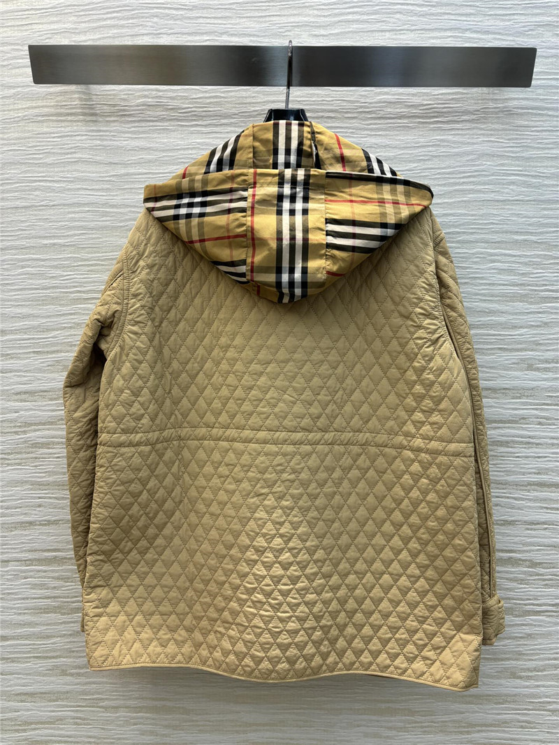 Bv*b*rry hooded quilted jacket