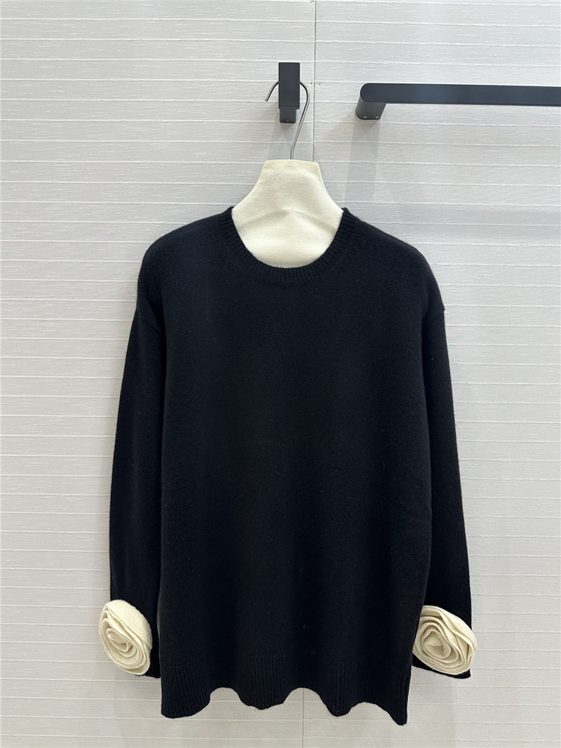 Va1e*ntin0 rose cuff wool sweater black