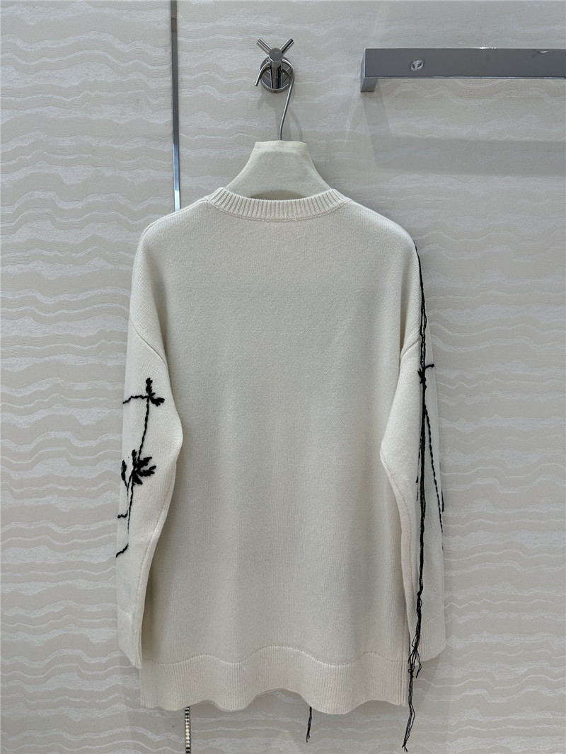 Vanitoo Embroidered Cashmere Dress White