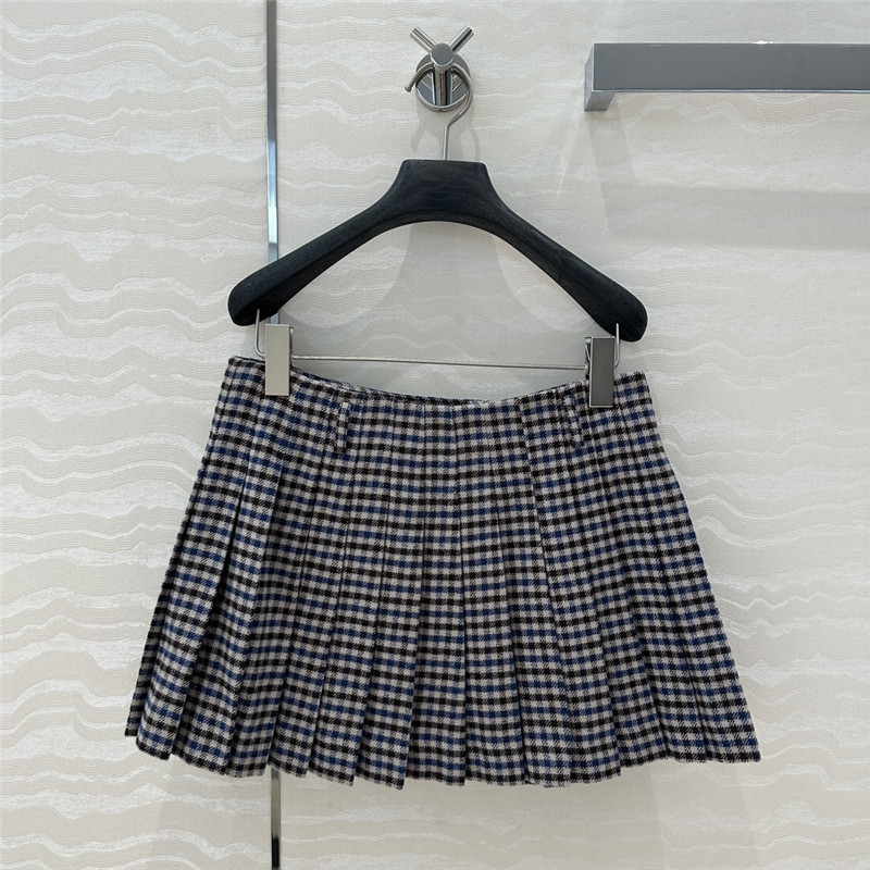 Pra*a preppy pleated skirt