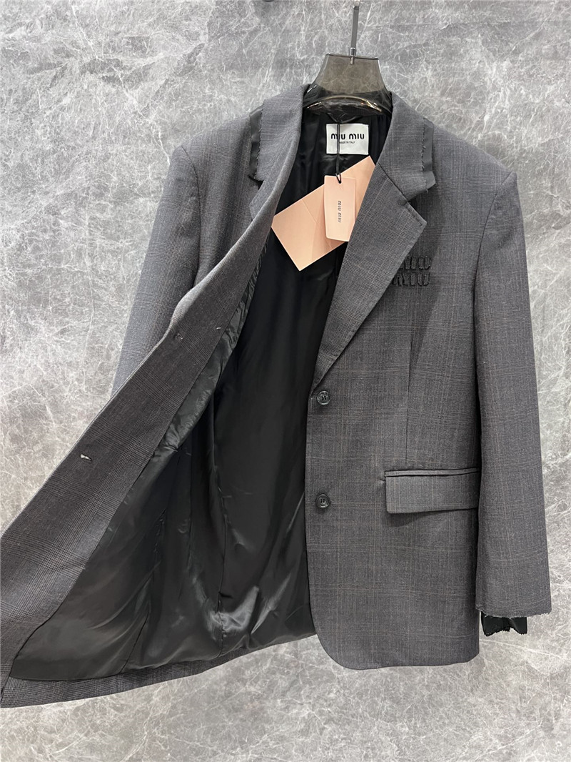M1um1u wool suit jacket