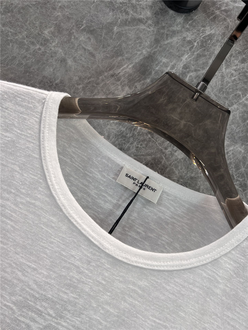 Y51 round neck t-shirt