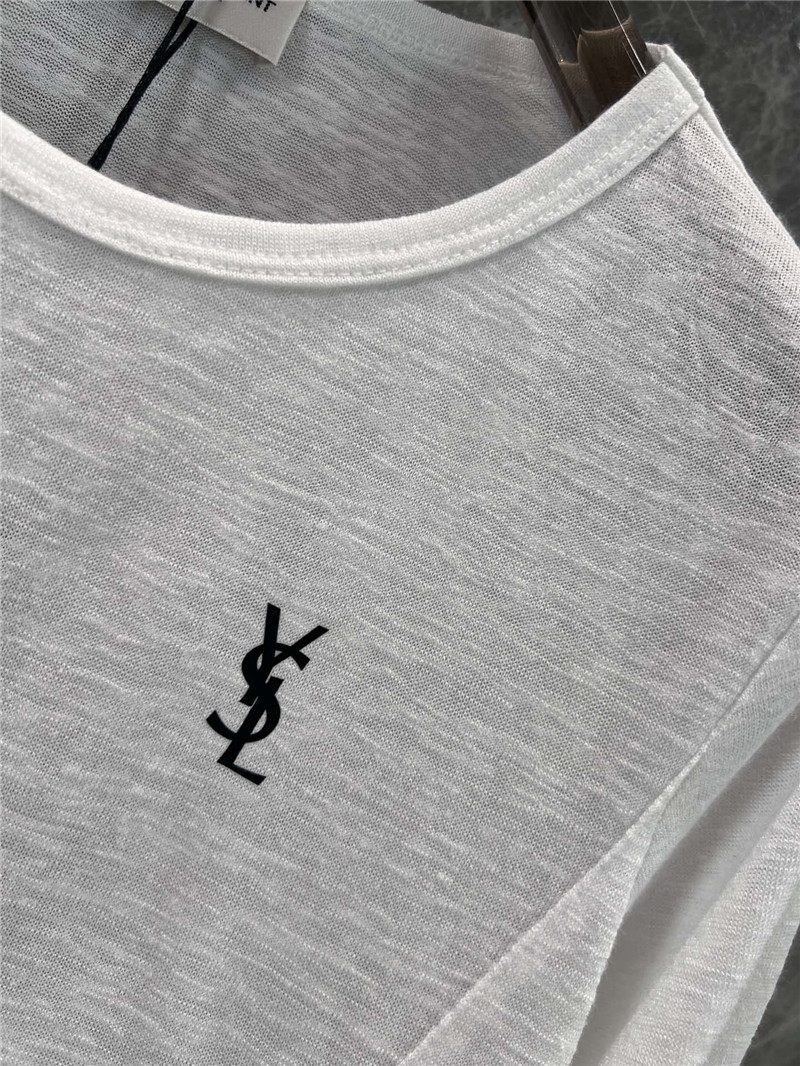 Y51 round neck t-shirt