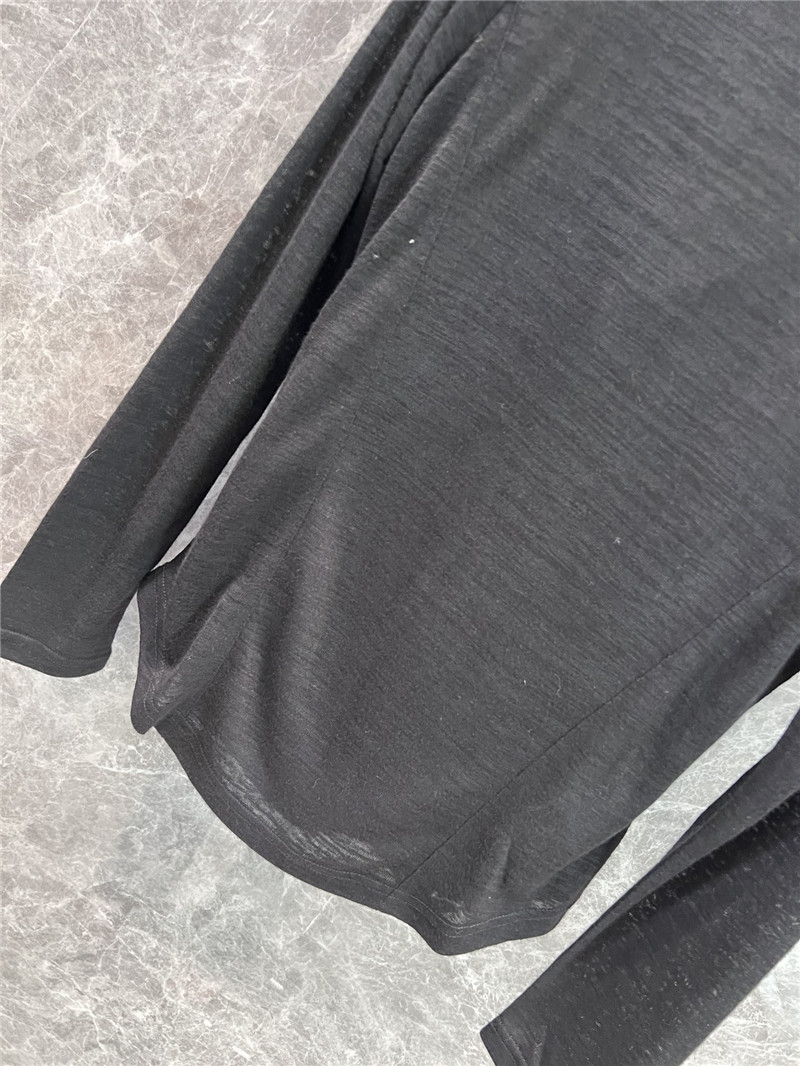 Y51 round neck t-shirt