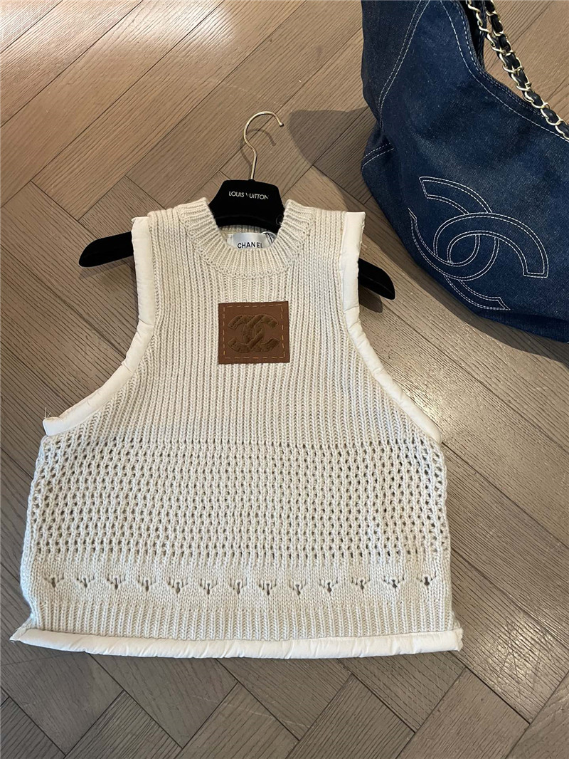 Ch**el new knitted vest
