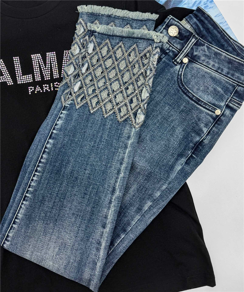 Ch**el rhinestone jeans