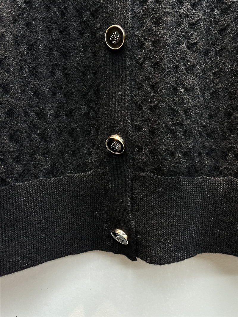 Ch**el cable-knit crop cardigan black