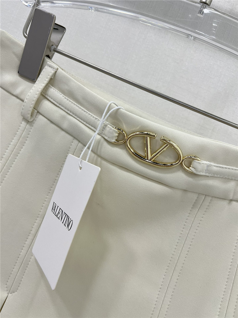 Va1e*ntin0 vintage pleated skirt