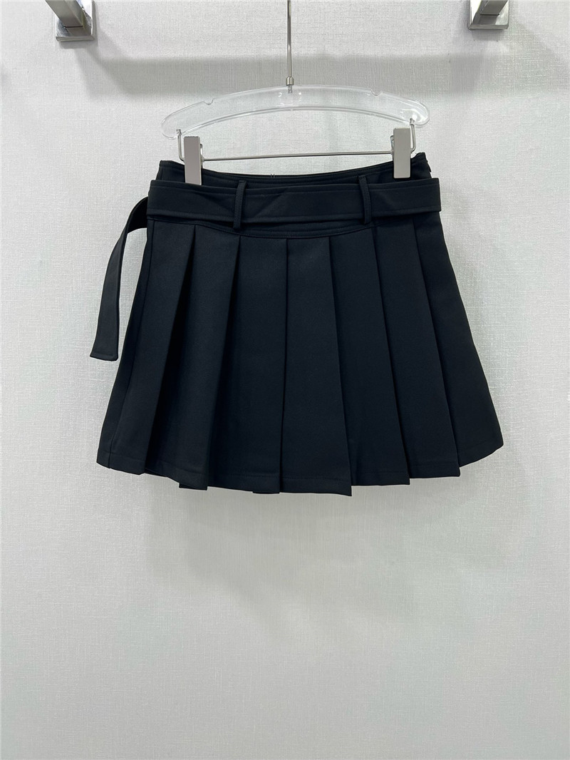 Pra*a pleated skirt