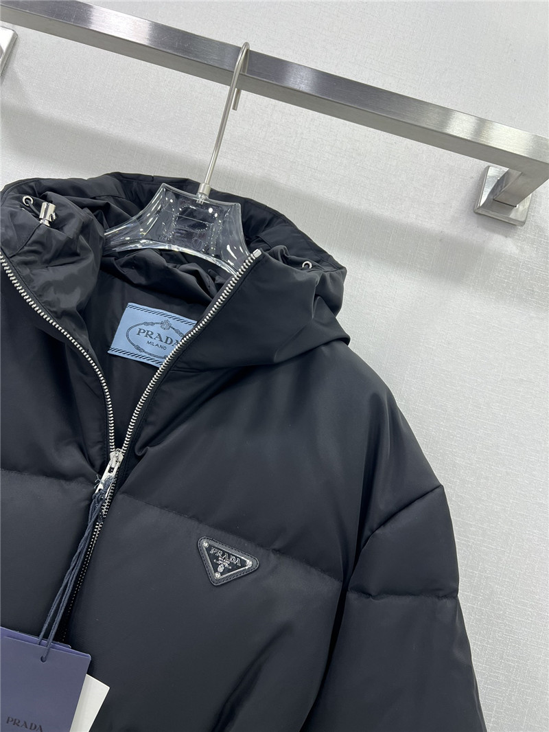 Pra*a white goose down