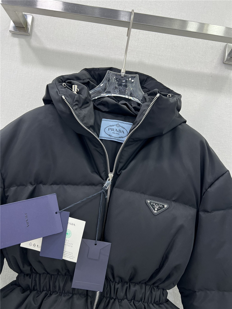 Pra*a white goose down