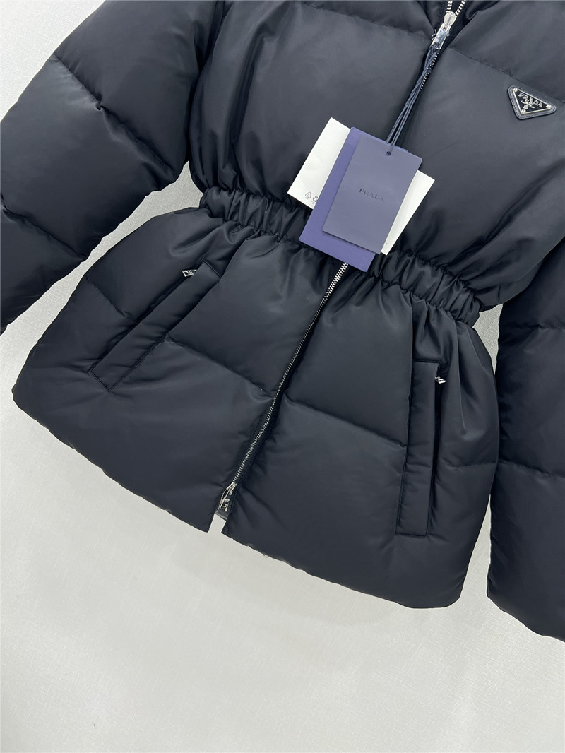 Pra*a white goose down