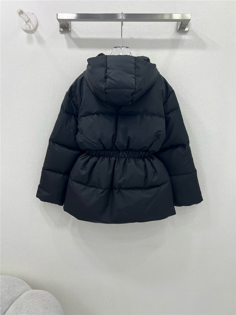 Pra*a white goose down