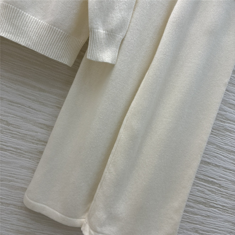 Vanitoo cashmere suit