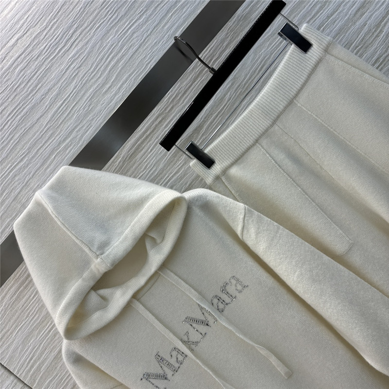 Vanitoo cashmere suit