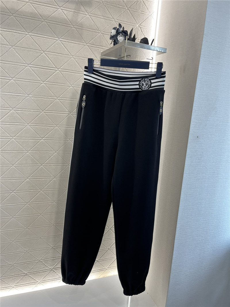 l0vis Vvtt0n lv jacket and trousers suit