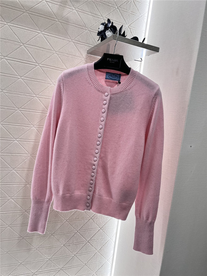 Pra*a crewneck button cardigan in pink