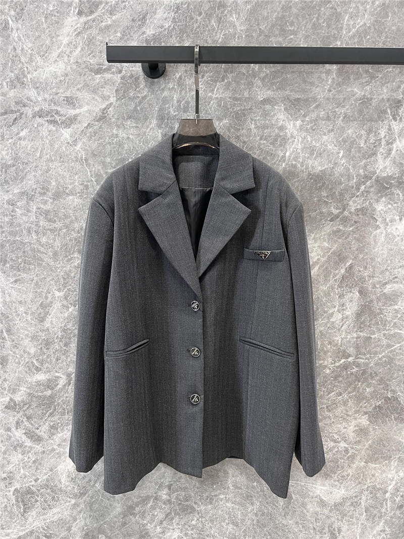 Pra*a suit jacket