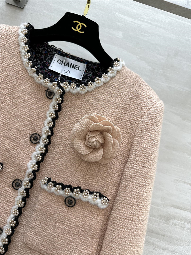 Ch**el floral soft tweed coat