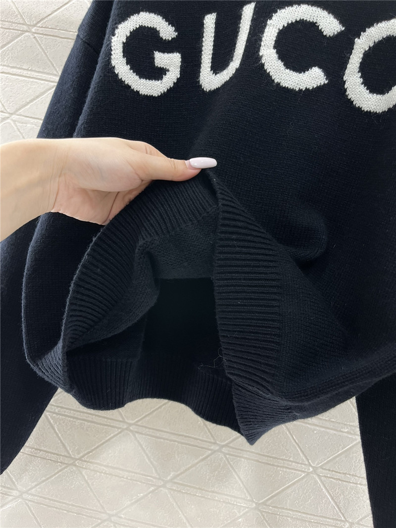 Gvc*1 logo intarsia wool jumper