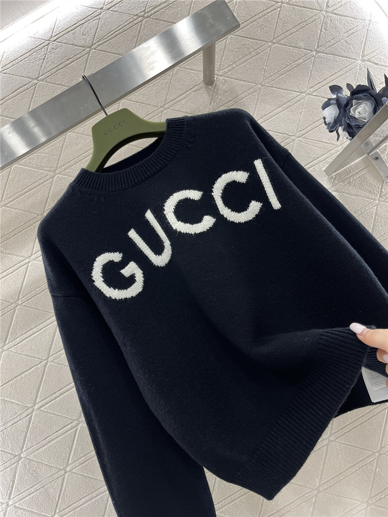 Gvc*1 logo intarsia wool jumper