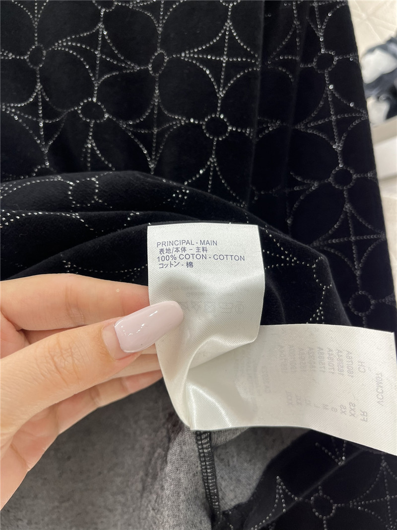 l0vis Vvtt0n lv velvet bottoming shirt