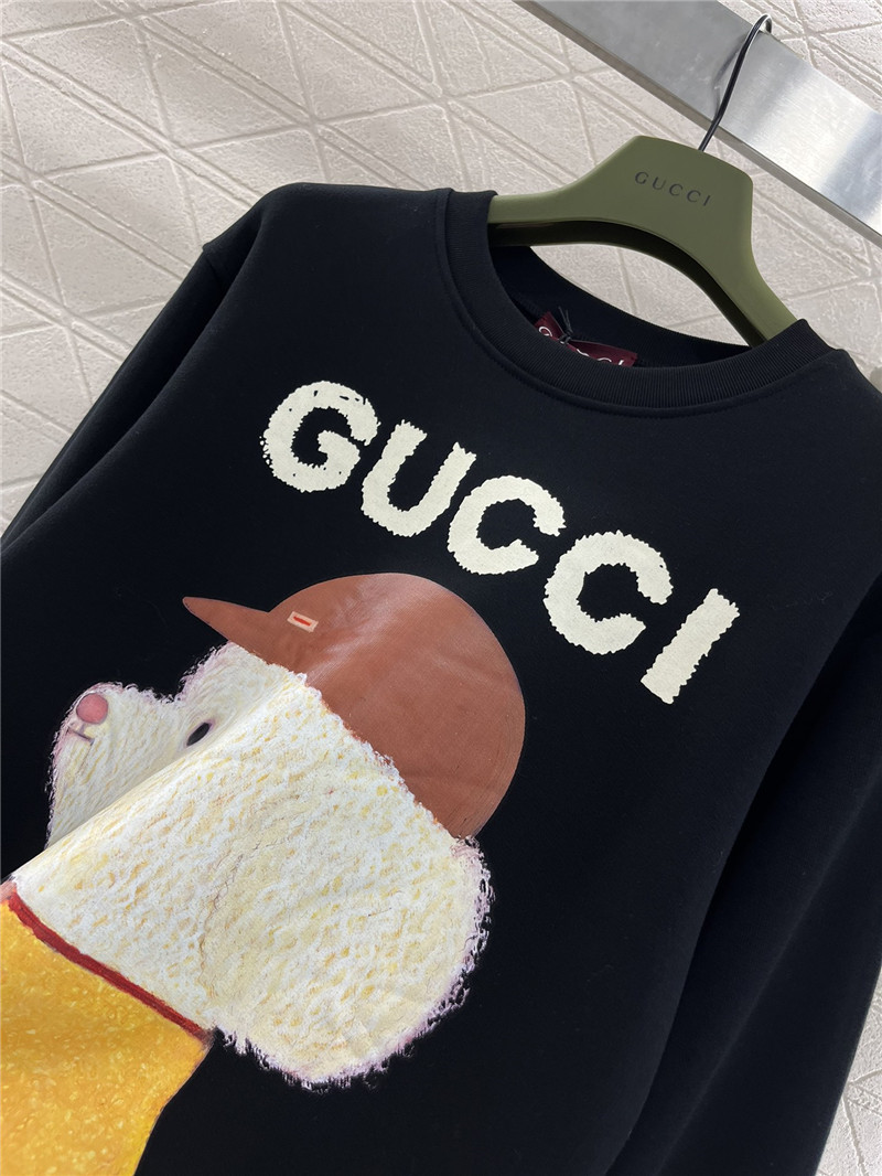 Gvc*1 logo dog crewneck sweatshirt black