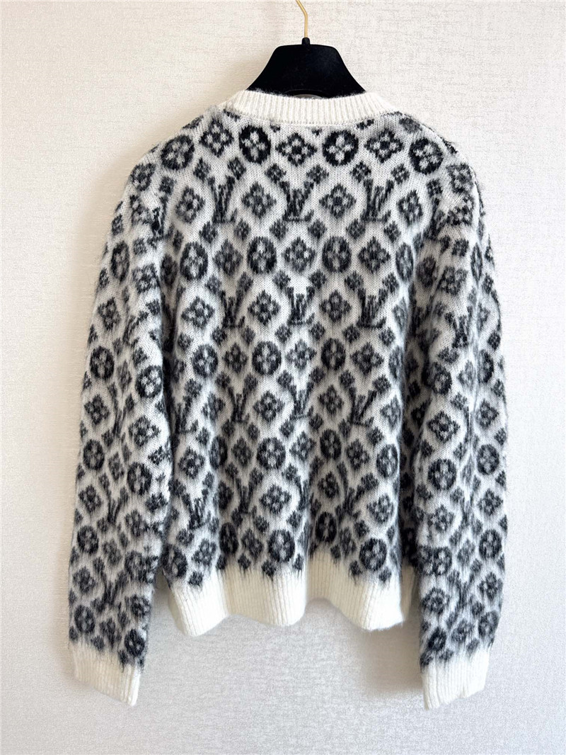 l0vis Vvtt0n lv new knitted jacket